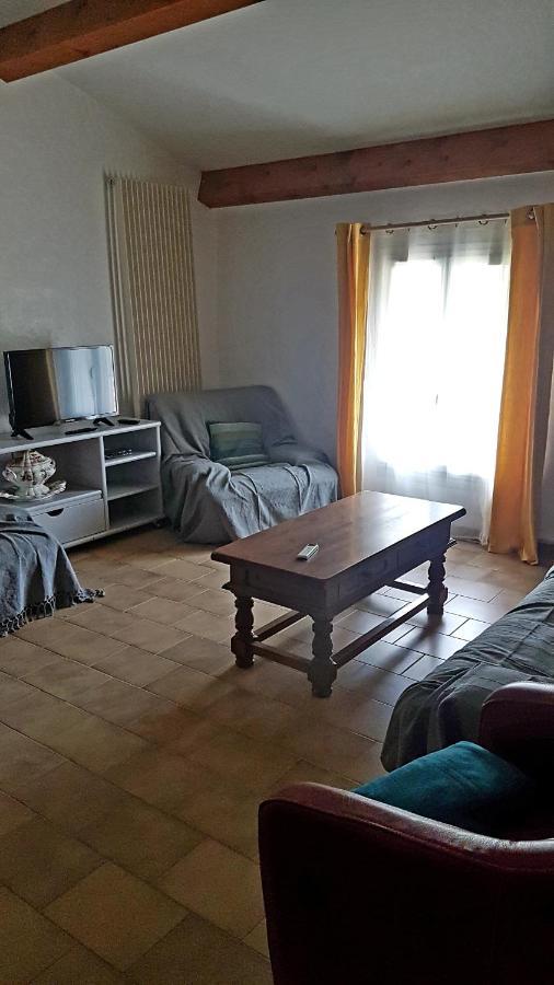 Charmant Appartement Dans Corps De Ferme Aiglun Aiglun  Екстериор снимка